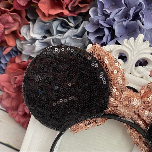 Minnie Mouse Star Wars Yoda Sequin Headband & Bow - Picture 9 of 12